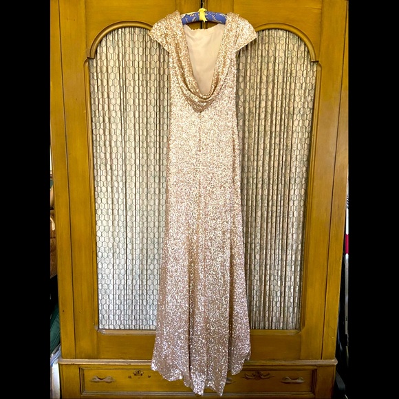 Champagne Sequined Evening Dress - Picture 10 of 10